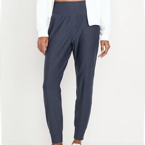 Old Navy Women's Classic navy Joggers high waisted power soft
